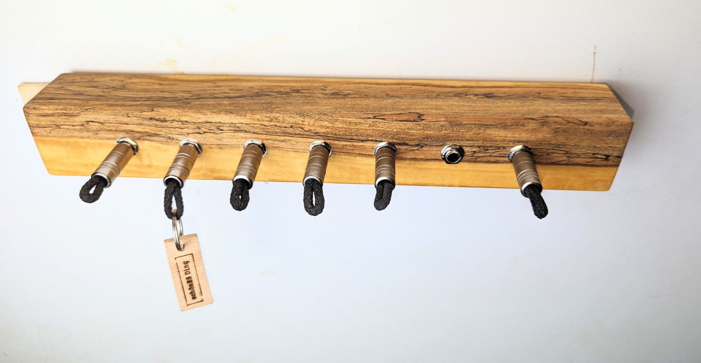 Deluxe XL No II - Handmade Schlüsselbrett aus Edelholz mit Klinkensteckern